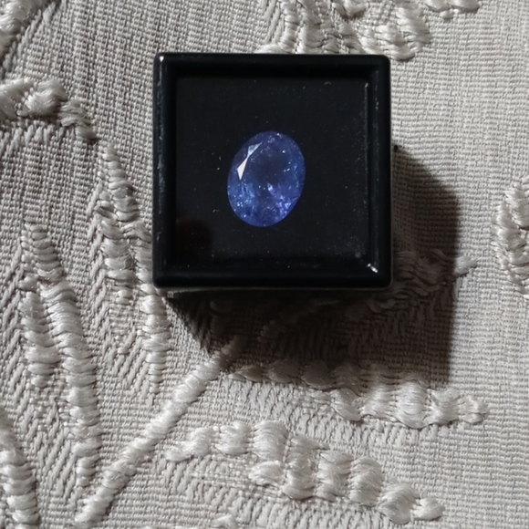 7.06ct blue/purple peacock tanzanite - Picture 5 of 6